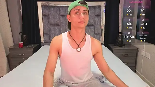 LeoMonnroe online show from May 31, 5:31 pm