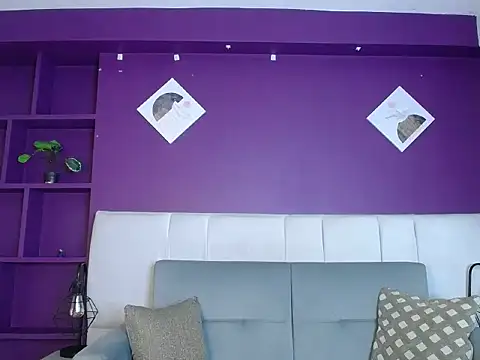 MEGHAN-QUEEN online show from January 14, 4:29 am