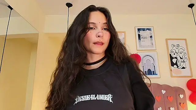 Hanabie  online show from February 20, 3:14 am