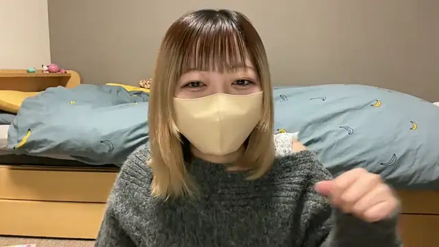 Snapshot of koko_xoxo chatting on February 17, 1:40 pm koko xoxo online show from February 17, 1:40 pm