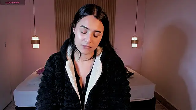 Brendajennerr online show from February 19, 3:57 am