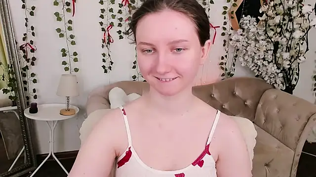 SunshineBlaze online show from March 21, 5:23 am