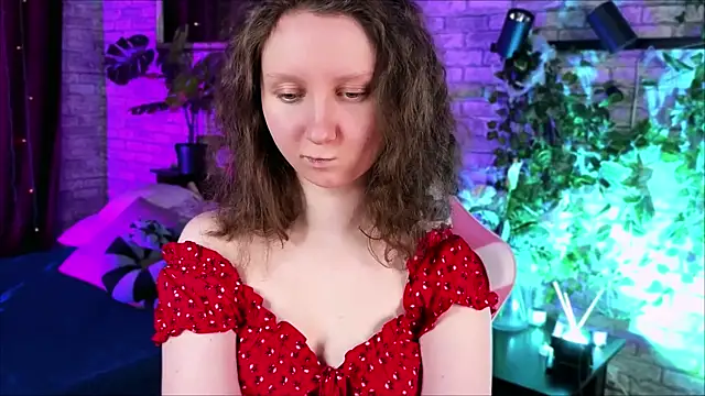 SunshineBlaze online show from April 17, 5:32 am