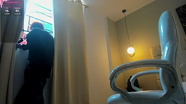 twink royale18 online show from March 4, 4:13 pm