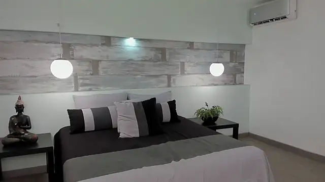 Abriil cutee online show from March 23, 4:22 pm