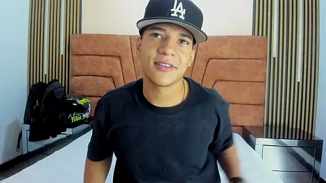 MATHY ROBERT online show from January 13, 7:41 pm