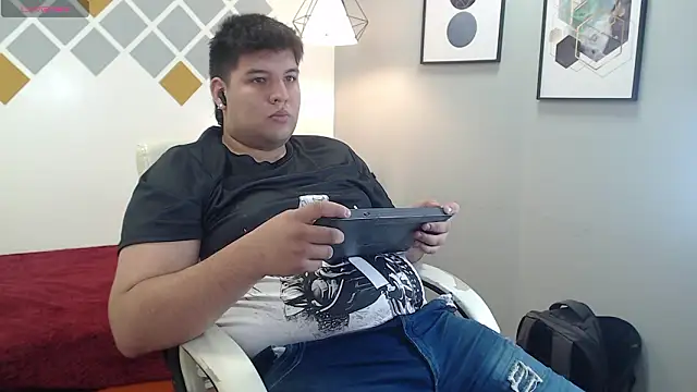 mazenrois online show from January 16, 2:59 am