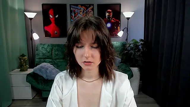 KikaOsterman online show from April 21, 8:20 am