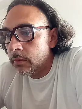 Snapshot of Big_vittollo chatting on February 20, 1:22 pm Big vittollo online show from February 20, 1:22 pm