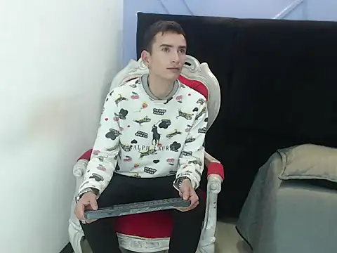 Iam Smith  online show from January 16, 12:20 pm