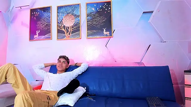 Roman cute online show from January 16, 2:43 pm