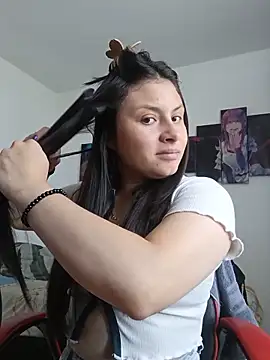 yessica gomez01 online show from May 27, 5:10 pm