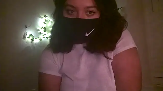 Lunablushh online show from January 15, 3:11 am