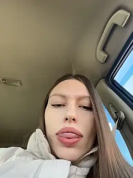 Snapshot of LeiaMood chatting on February 20, 4:53 am LeiaMood online show from February 20, 4:53 am