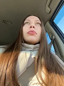 Snapshot of LeiaMood chatting on February 25, 5:28 am LeiaMood online show from February 25, 5:28 am