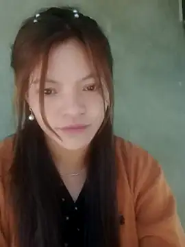 Snapshot of jjennyyy chatting on February 16, 8:10 am jjennyyy online show from February 16, 8:10 am