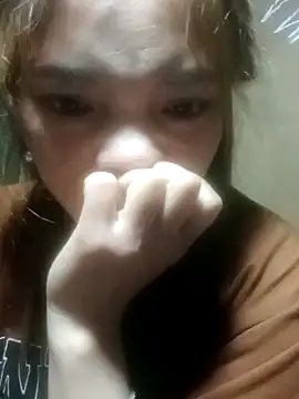 Snapshot of jjennyyy chatting on February 22, 2:13 am jjennyyy online show from February 22, 2:13 am