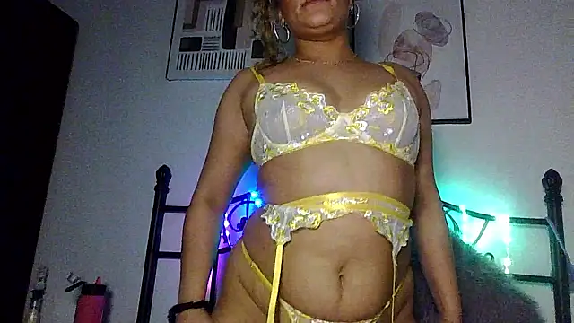 KiraBestxo online show from January 12, 10:59 pm