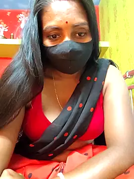 Snapshot of arushi_bb chatting on February 10, 7:23 am arushi bb online show from February 10, 7:23 am