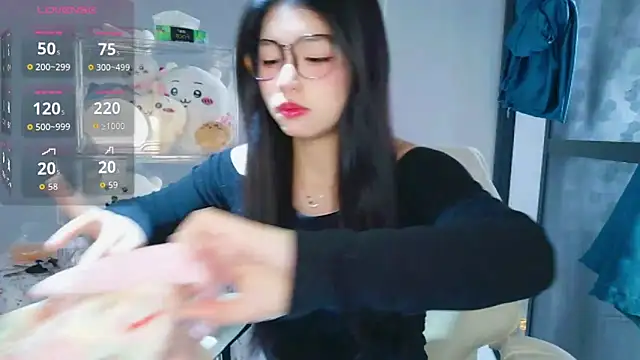 Snapshot of -XiaoYu-777 chatting on March 4, 8:53 am -XiaoYu-777 online show from March 4, 8:53 am