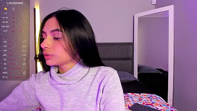 lilith petit  online show from March 17, 1:25 pm