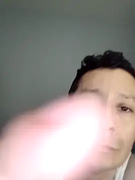 Enriquelobito69xh online show from February 27, 9:42 am