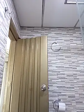 torvyHot online show from April 9, 7:30 pm