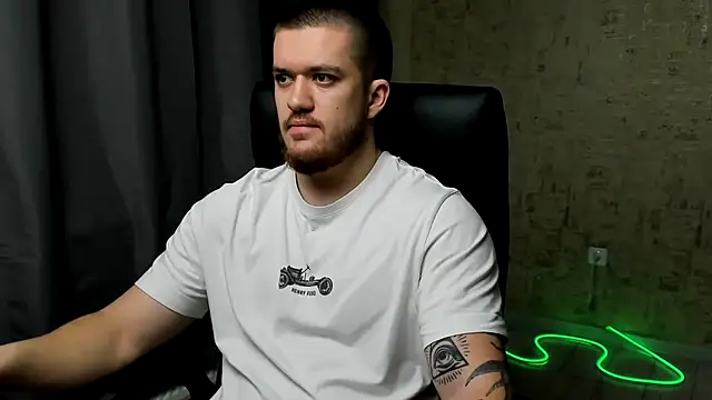 Well boy online show from January 13, 6:57 pm