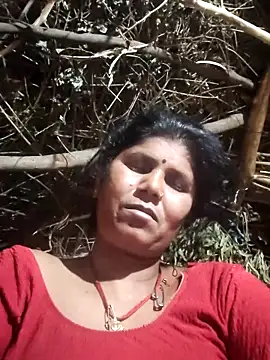 Hot di97 online show from May 31, 7:26 pm