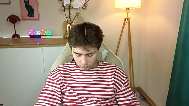 Snapshot of d3s_dn chatting on February 27, 3:12 pm d3s dn online show from February 27, 3:12 pm