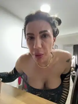 Missolevelvet online show from February 23, 8:28 pm