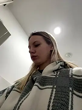 cherry25 online show from January 18, 6:50 am