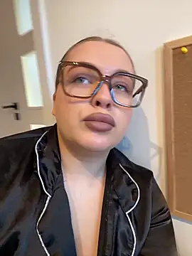 ElisonFox online show from January 16, 2:32 pm