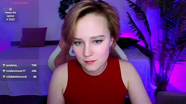 Ellie Heavenly online show from January 31, 7:11 pm