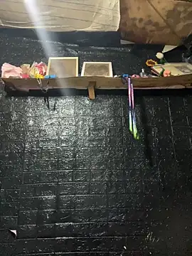 HugeAgatha online show from February 10, 8:57 pm