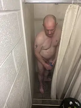 Snapshot of Stuey75 chatting on February 8, 9:15 pm Stuey75 online show from February 8, 9:15 pm