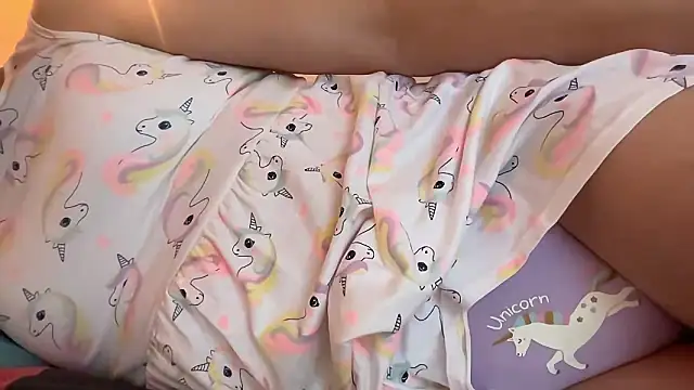 B4by Pink online show from January 14, 9:59 am