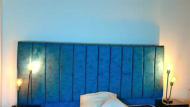 Ethan Briggs  online show from April 16, 10:27 am