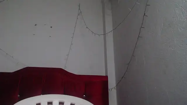 Loriiiany online show from April 9, 6:19 am