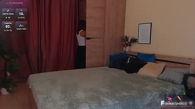 Snapshot of FireWater6 chatting on February 10, 5:11 am FireWater6 online show from February 10, 5:11 am