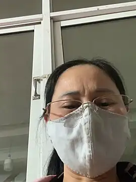 emgaisayhi online show from March 3, 1:50 pm