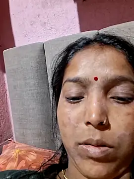 riyadas554321 online show from February 26, 1:32 pm