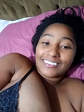 MichelyMaia online show from January 17, 3:44 am