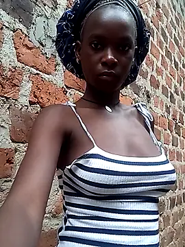 Pretty Barbie0 online show from March 7, 4:20 am