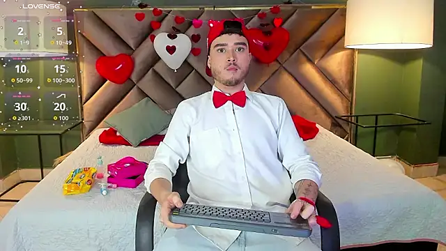 Salvattore Muller online show from February 15, 9:11 pm