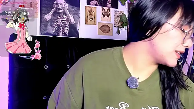 victoriia thompson online show from February 6, 8:23 pm