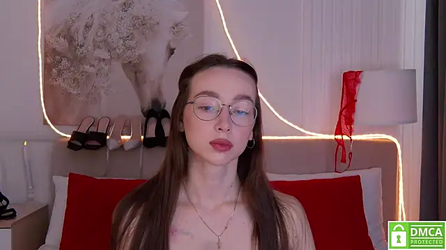 Emily Simon online show from March 2, 5:52 am