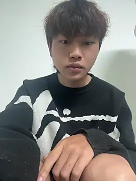 xiaohuangren01 online show from April 28, 5:56 am