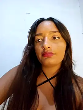 Luxlariel1 online show from January 15, 2:49 am