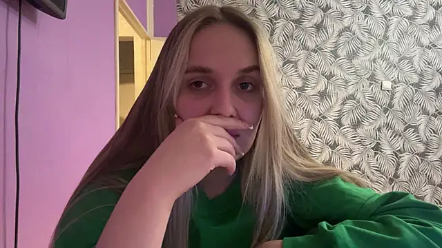 FelicidadChiariello online show from January 15, 1:37 pm